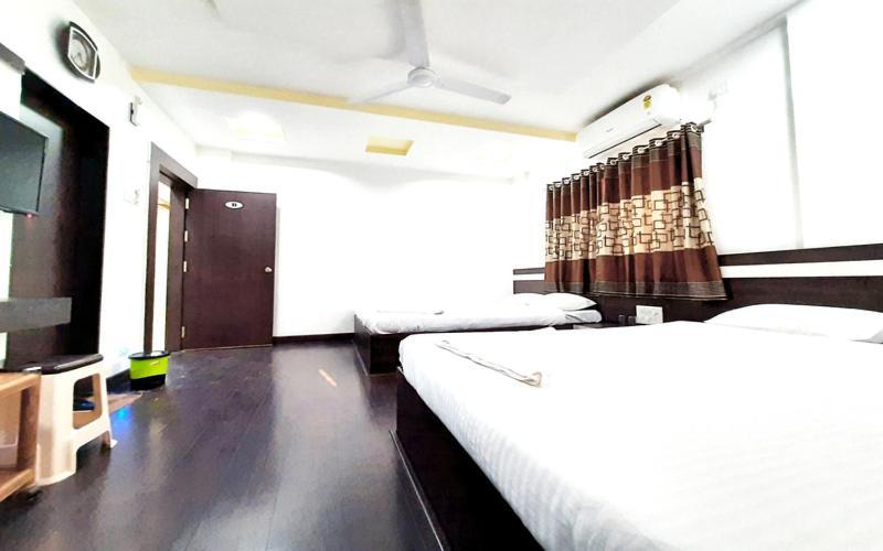 Hotel United House Shirdi Exterior foto